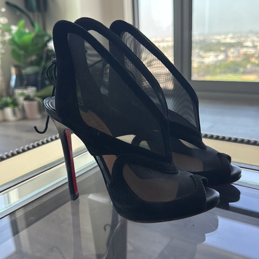 Christian Louboutin Farfamesh booties 36